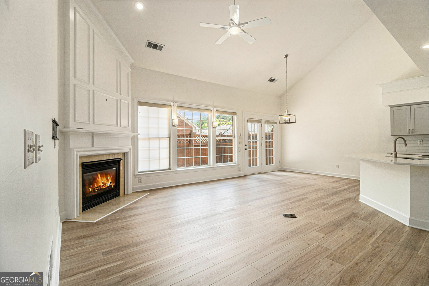 Property Photo: 401 Wellwood Way GA 30075