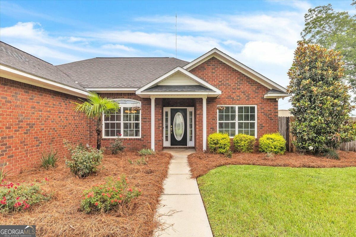 Property Photo: 1212 E Barnard Street GA 30427