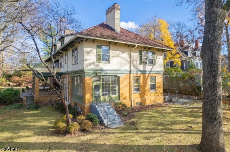 26 Ridge Rd  Summit City NJ 07901 photo