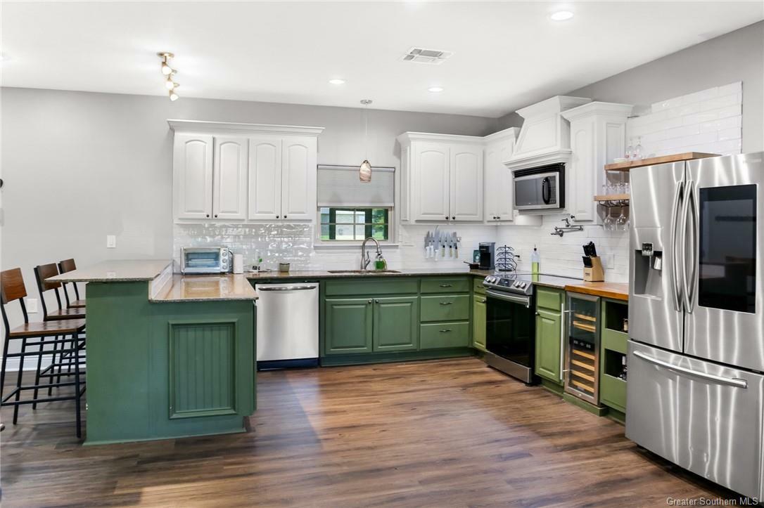 Property Photo: 612 Primewood Drive LA 70611