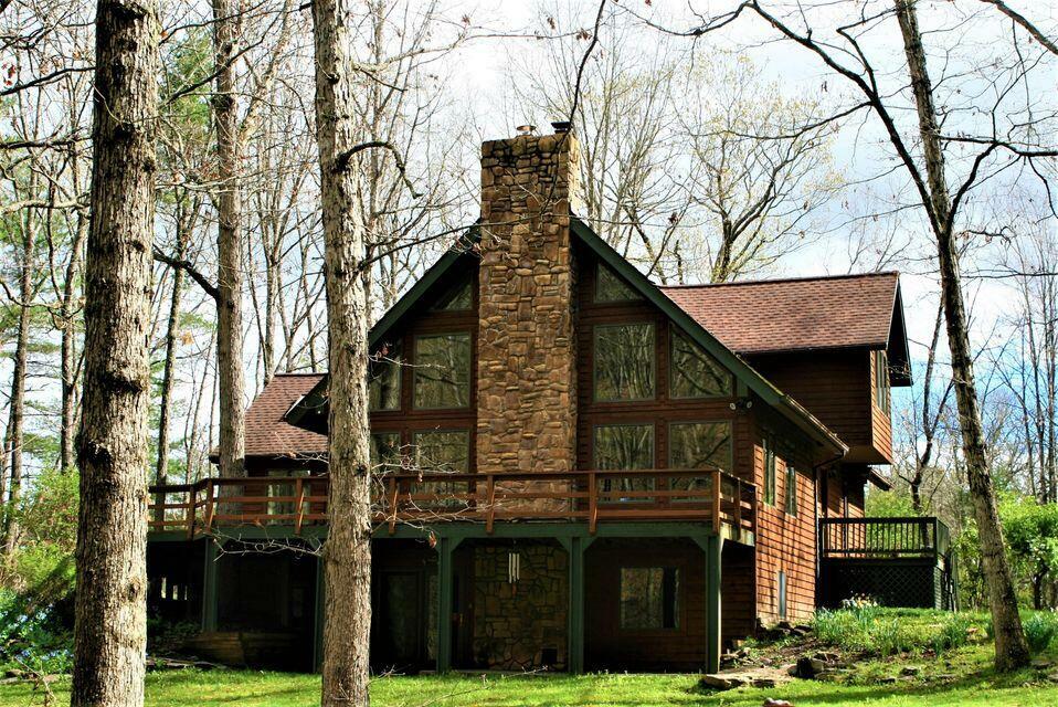 Property Photo: 551 Montvue Dr WV 24901