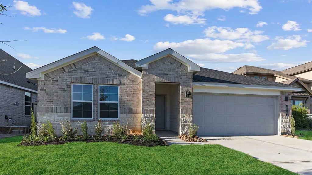 Property Photo: 3011 Scarlet Ibis Drive TX 77590