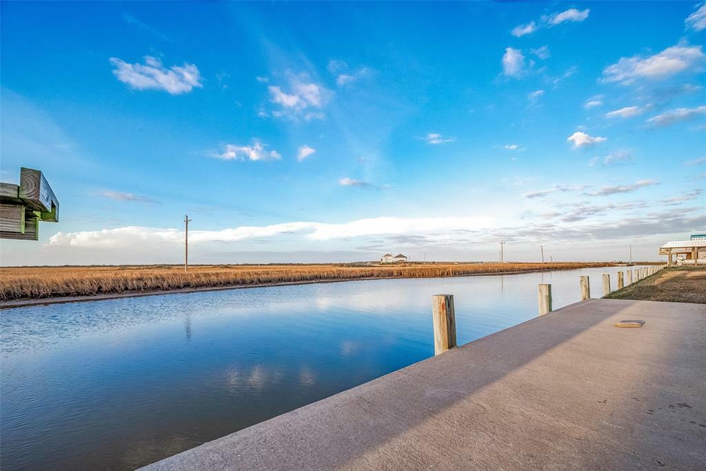 Property Photo: 1111 Gator Point TX 77650