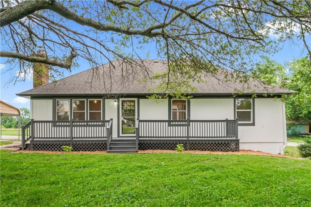 Property Photo:  10601 E 227th Street  MO 64078 