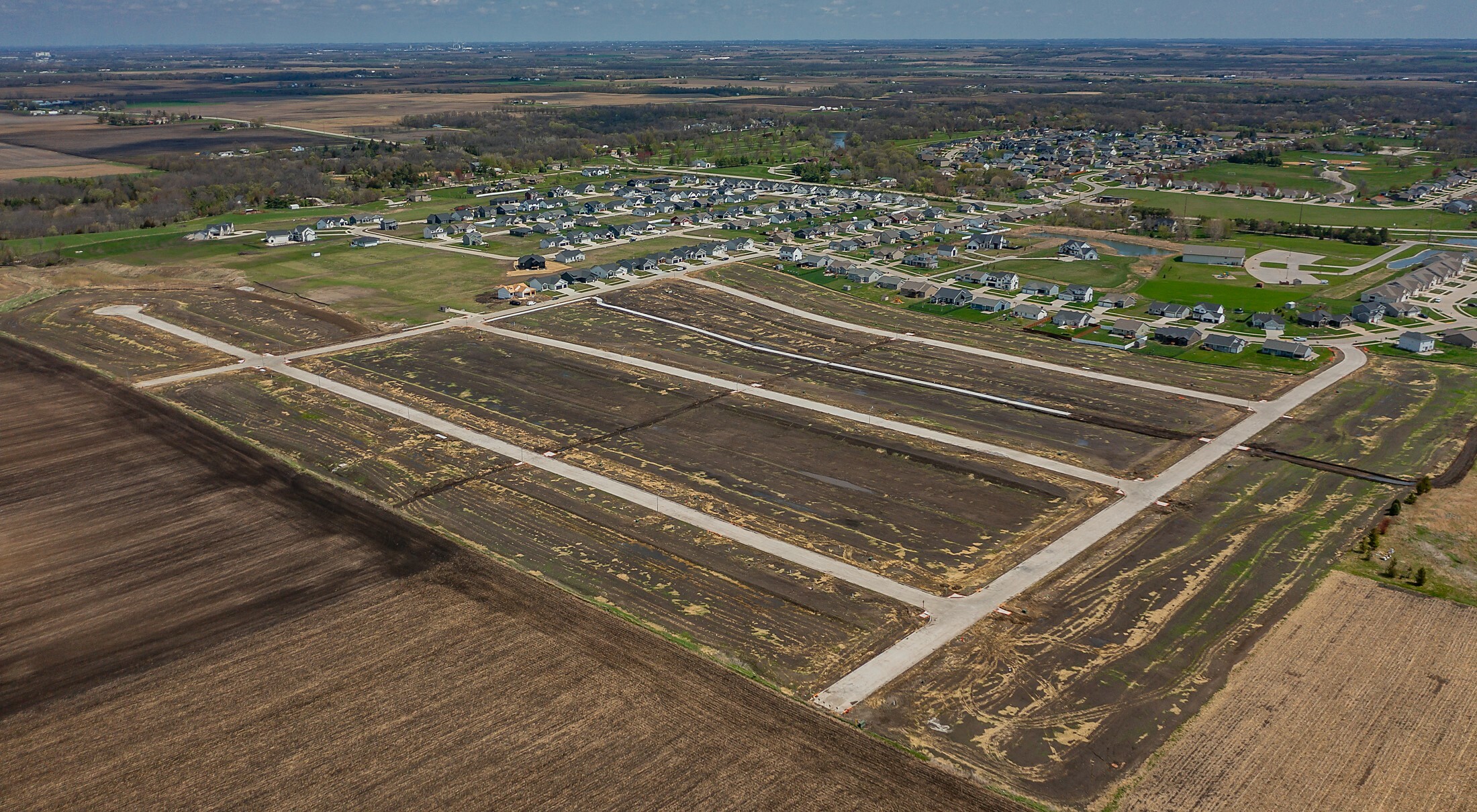 Property Photo:  1133 White Birch Drive  IA 50124 