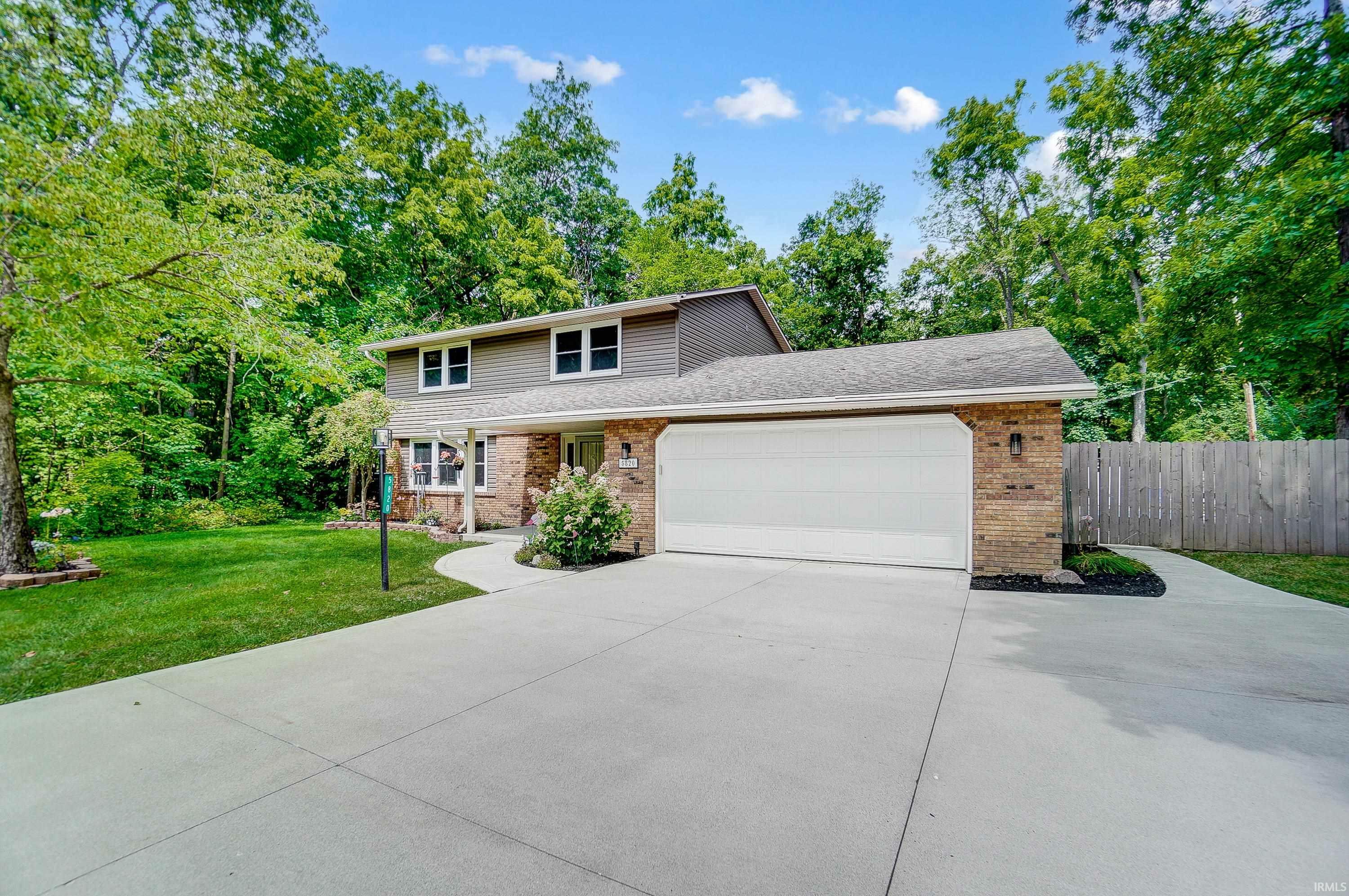 5820 Rosedale Drive  Fort Wayne IN 46804-4734 photo