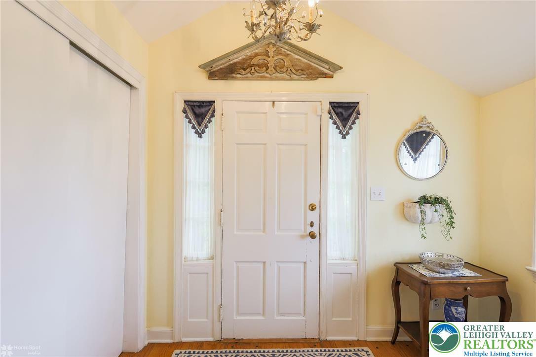 Property Photo: 6650 Mountain Road PA 18062
