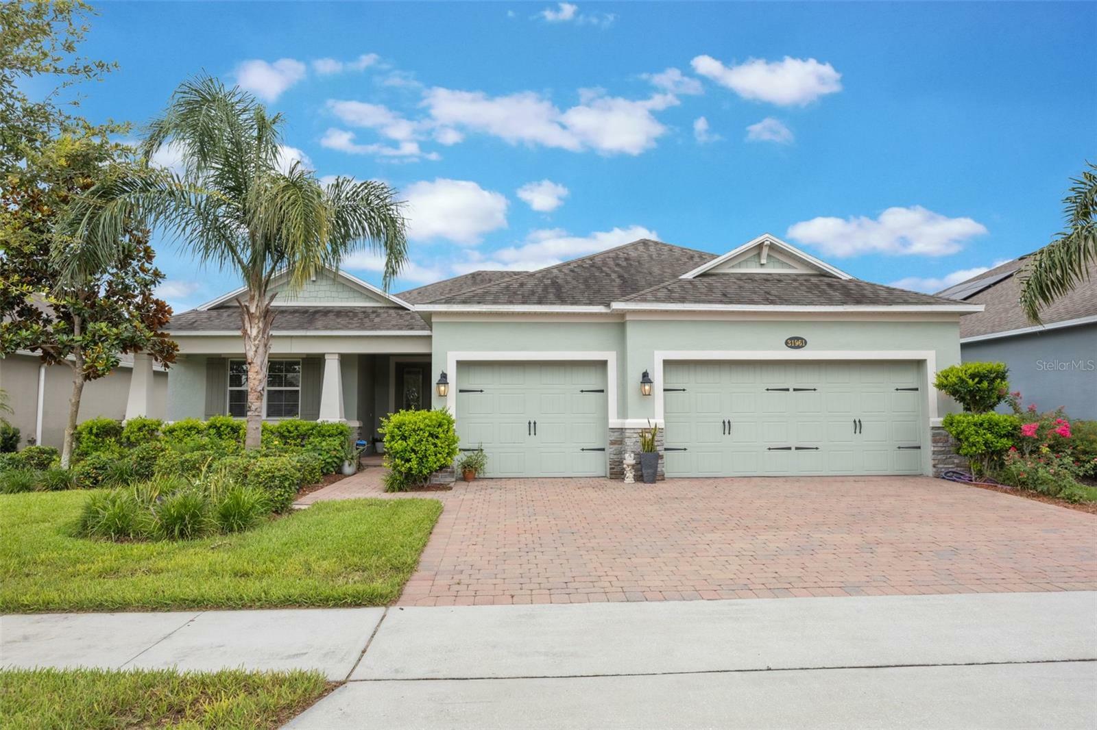 Property Photo: 31961 Redtail Reserve Boulevard FL 32776