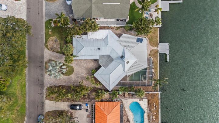 Property Photo:  3830 46th Avenue S  FL 33711 