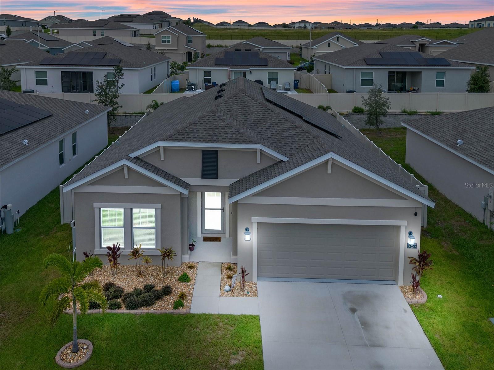 757 Citrus Reserve Boulevard  Davenport FL 33837 photo