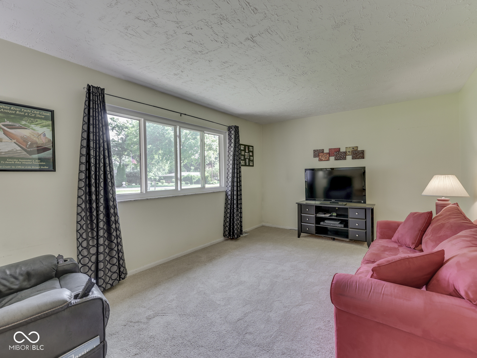 Property Photo:  343 E Waterbury Road  IN 46227 
