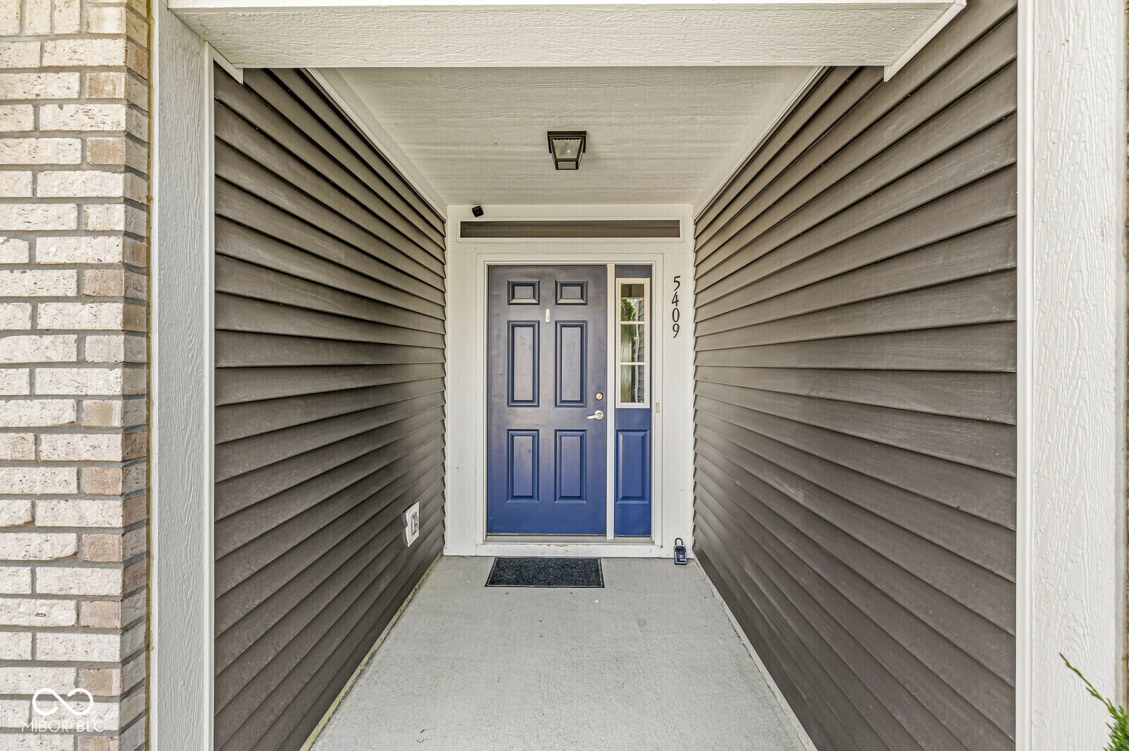 Property Photo: 5409 Brandywine Drive IN 46075
