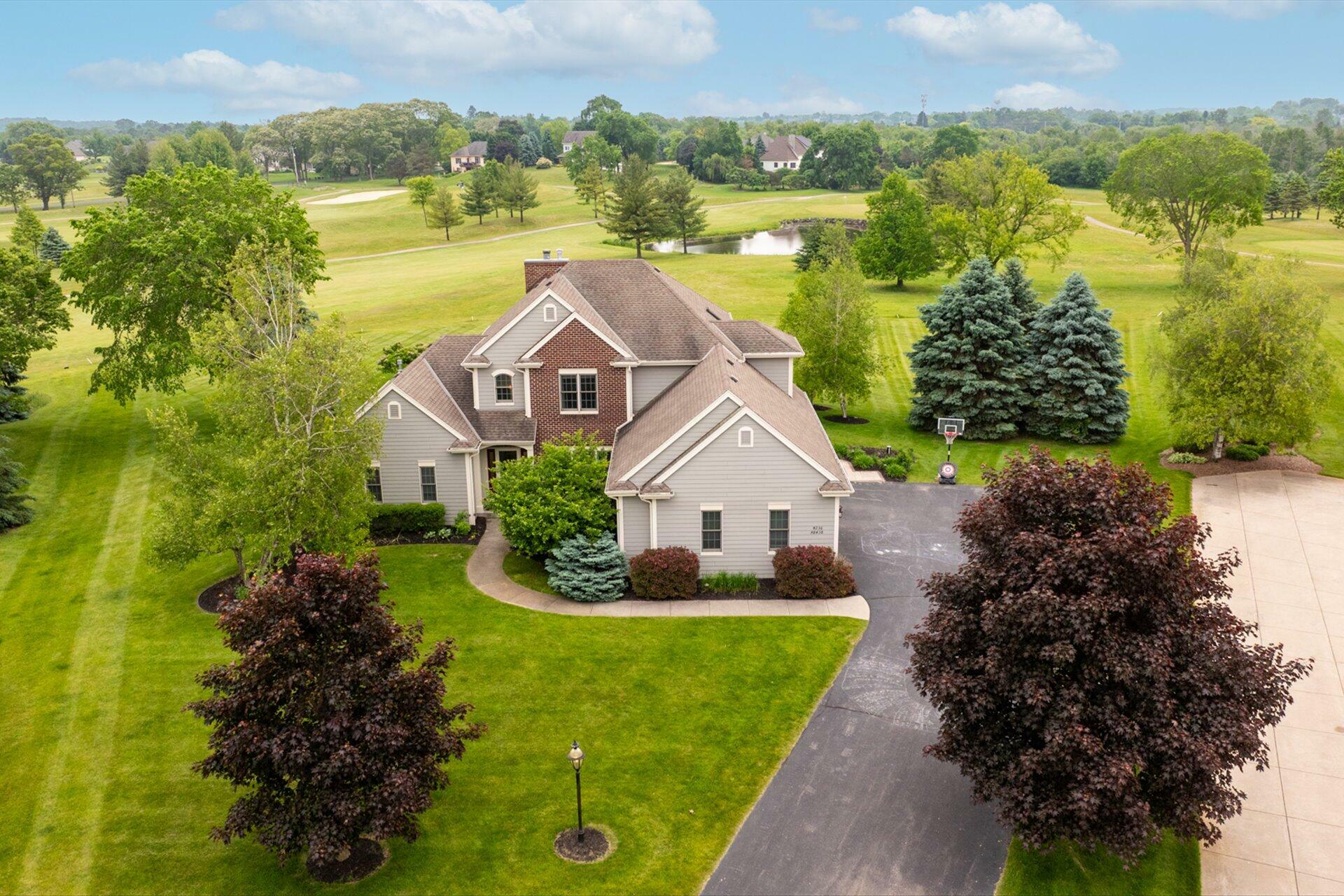 Property Photo: W236n8438 Clubhouse Cir WI 53089