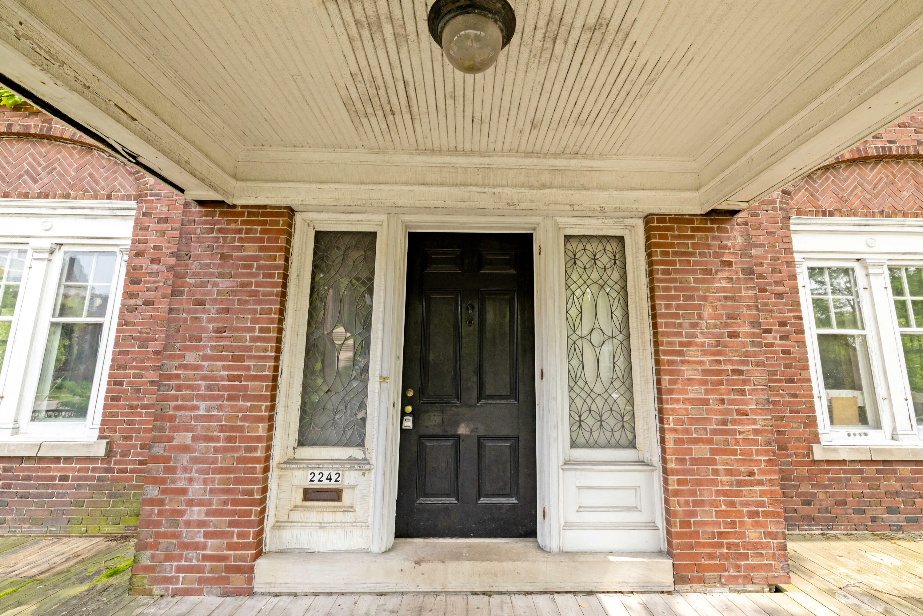 Property Photo: 2242 N Lake Dr WI 53202