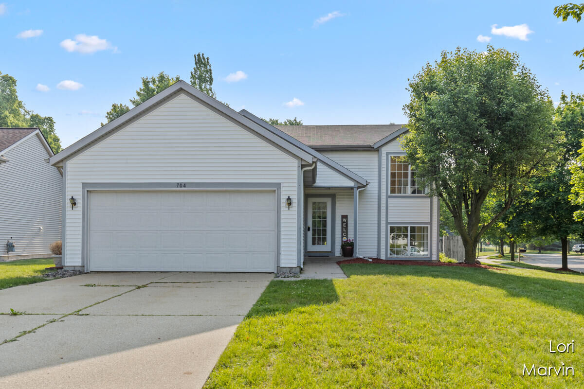 Property Photo: 704 Pecan Court NW MI 49504