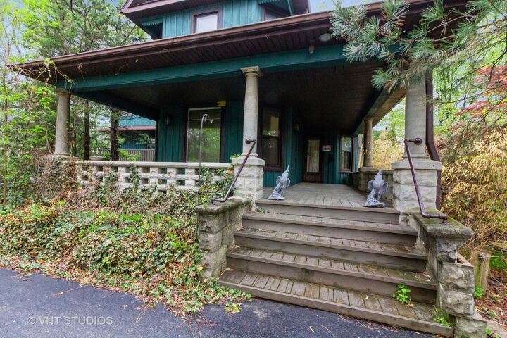 Property Photo:  300 N River Road  IL 60540 