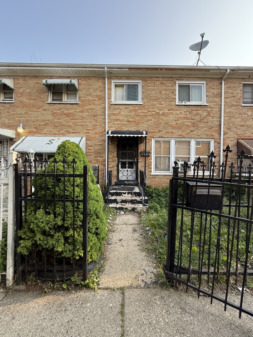 Property Photo: 1826 S Kildare Avenue IL 60623