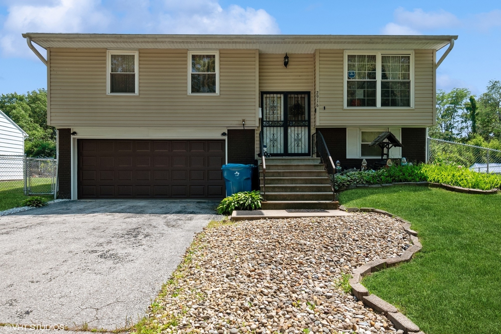 Property Photo: 2916 Nichols Drive IL 60411