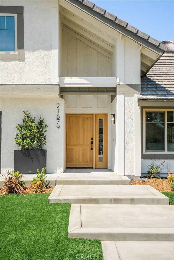 Property Photo: 21679 Calle Alcazar CA 92887