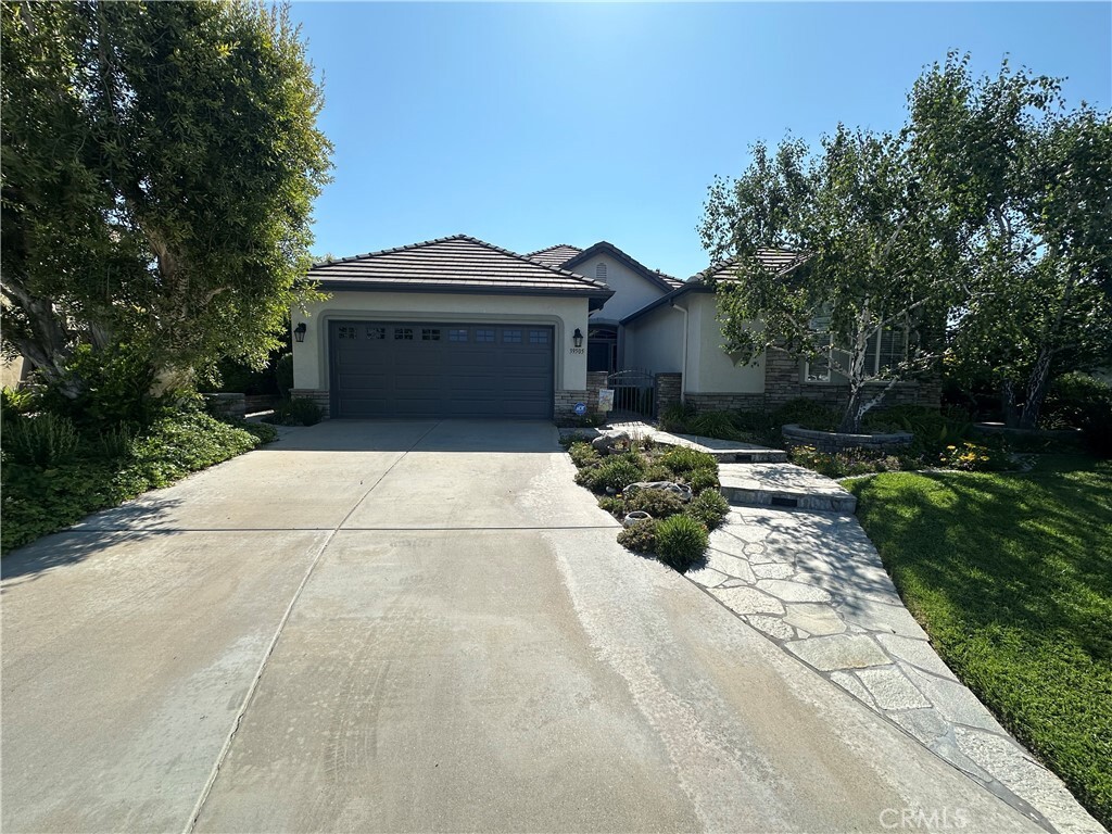 Property Photo:  39505 Chappellet Circle  CA 92563 