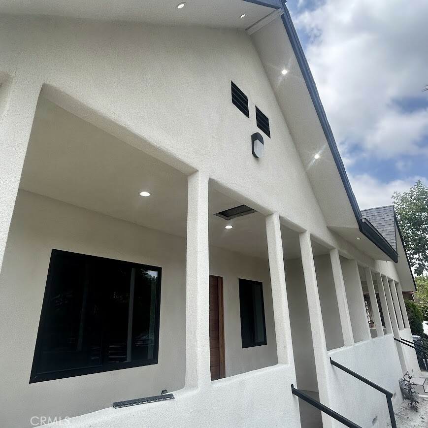 Property Photo: 1167 N Virgil Avenue CA 90029