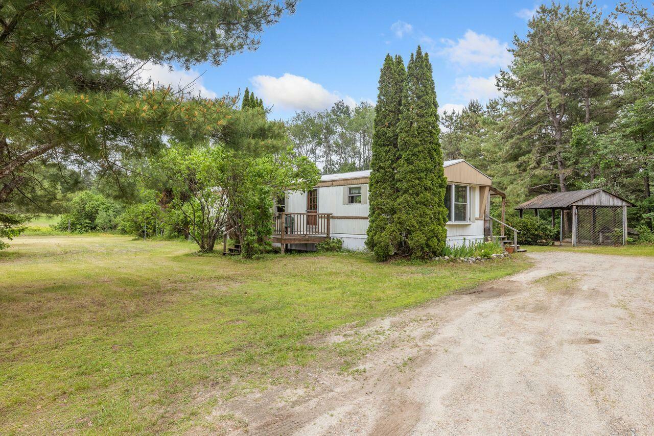 Property Photo: 574 Plains Road ME 04042