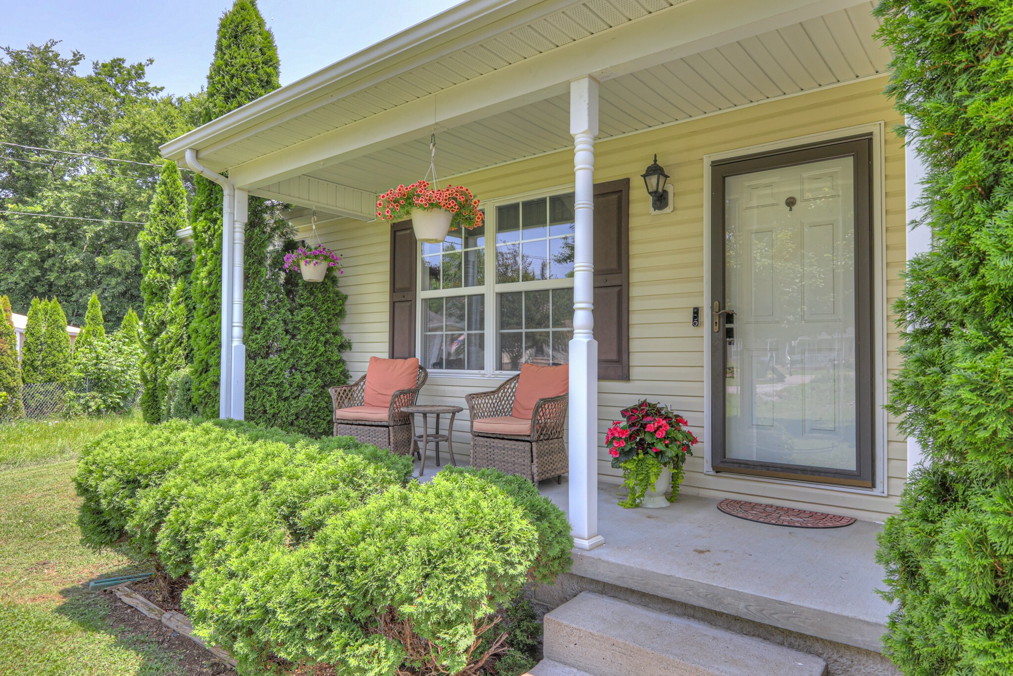 Property Photo: 168 N Wagon Trl TN 37128