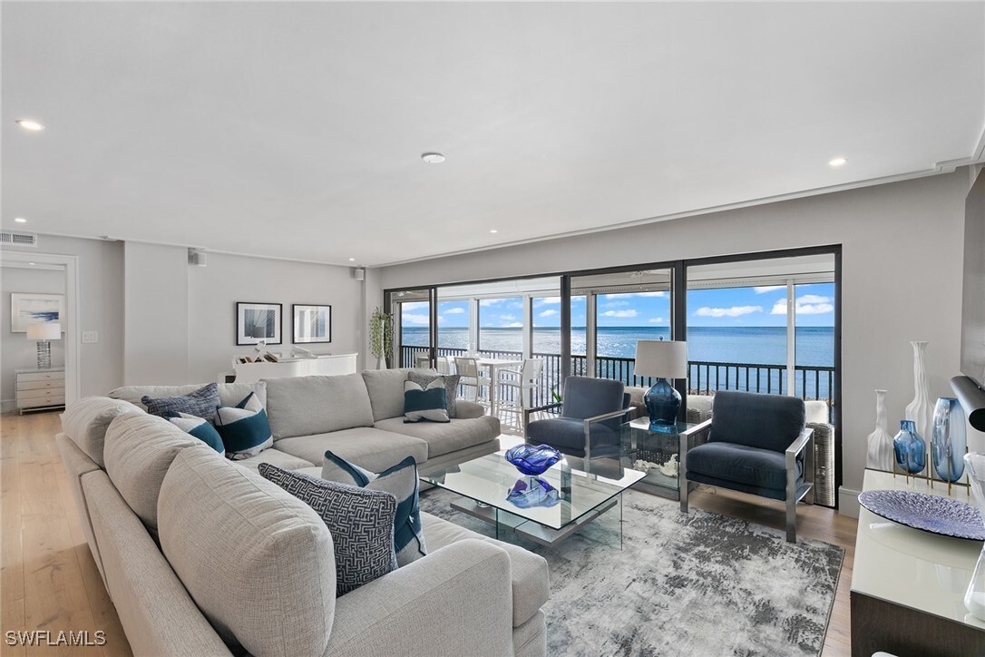 Property Photo: 2171 Gulf Shore Boulevard N 502 FL 34102