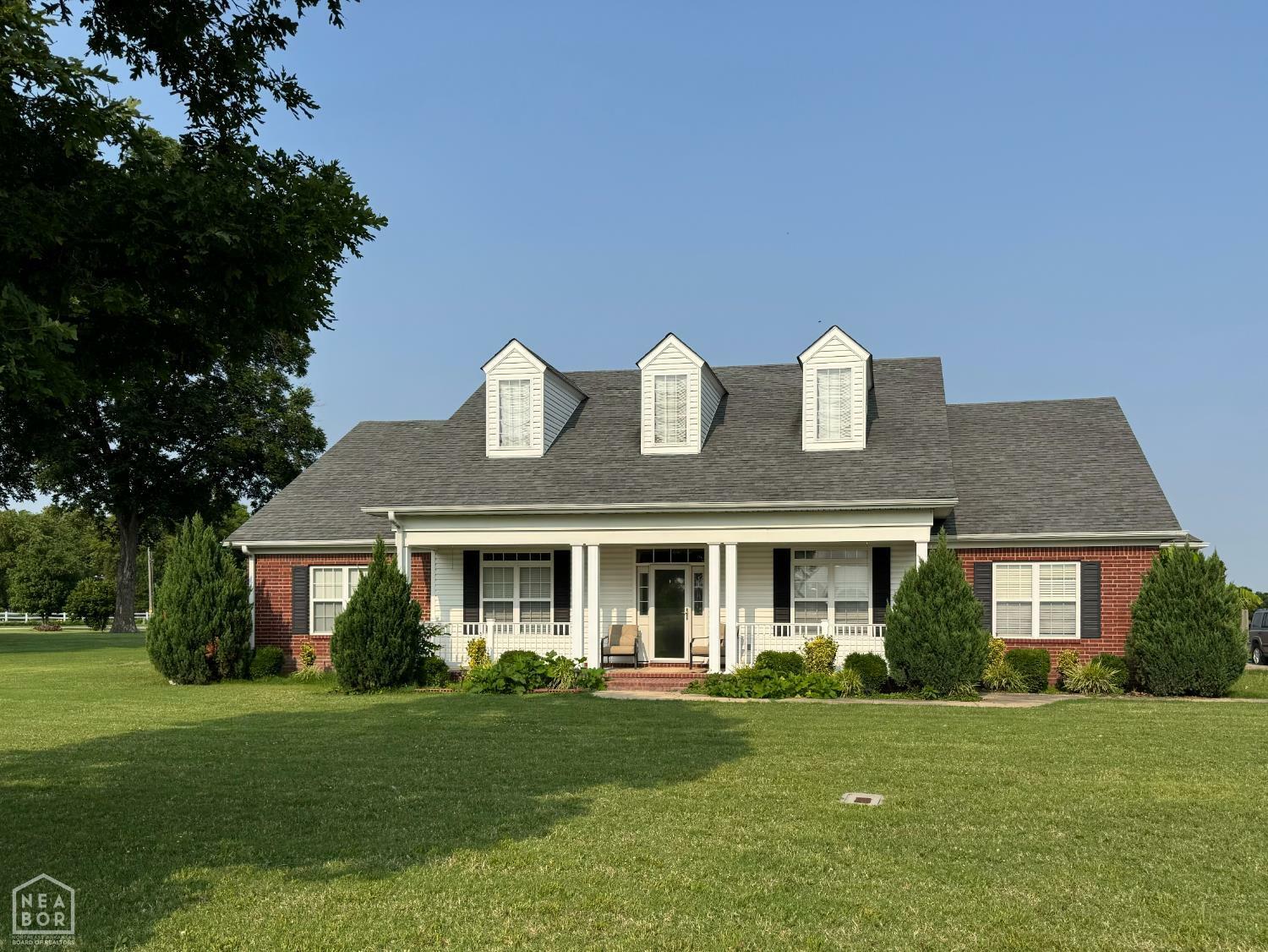 Property Photo: 6484 N US Highway 61 AR 72315