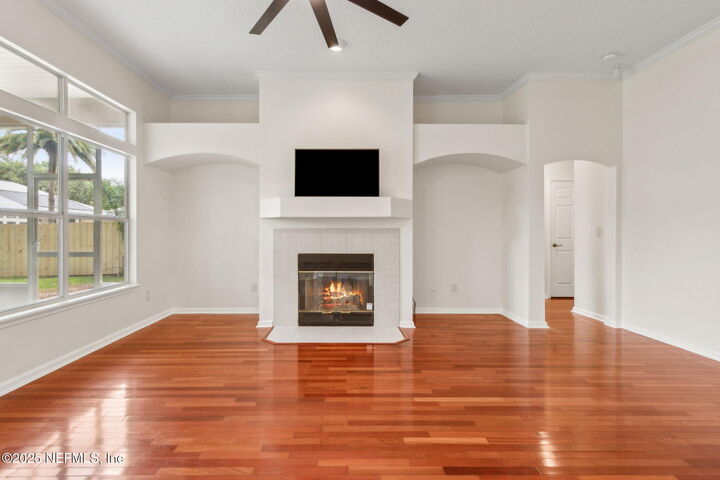 Property Photo:  1912 Bluebonnet Way  FL 32003 