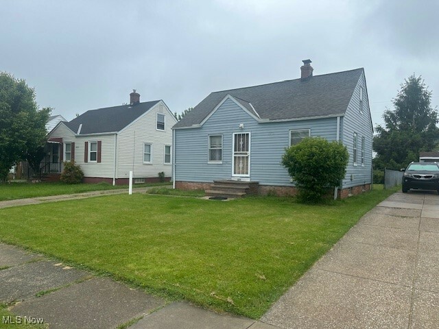 Property Photo: 20371 Morris Avenue OH 44123