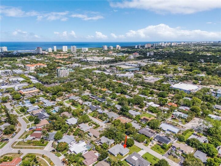 Property Photo:  1240 Pompei Ln  FL 34103 