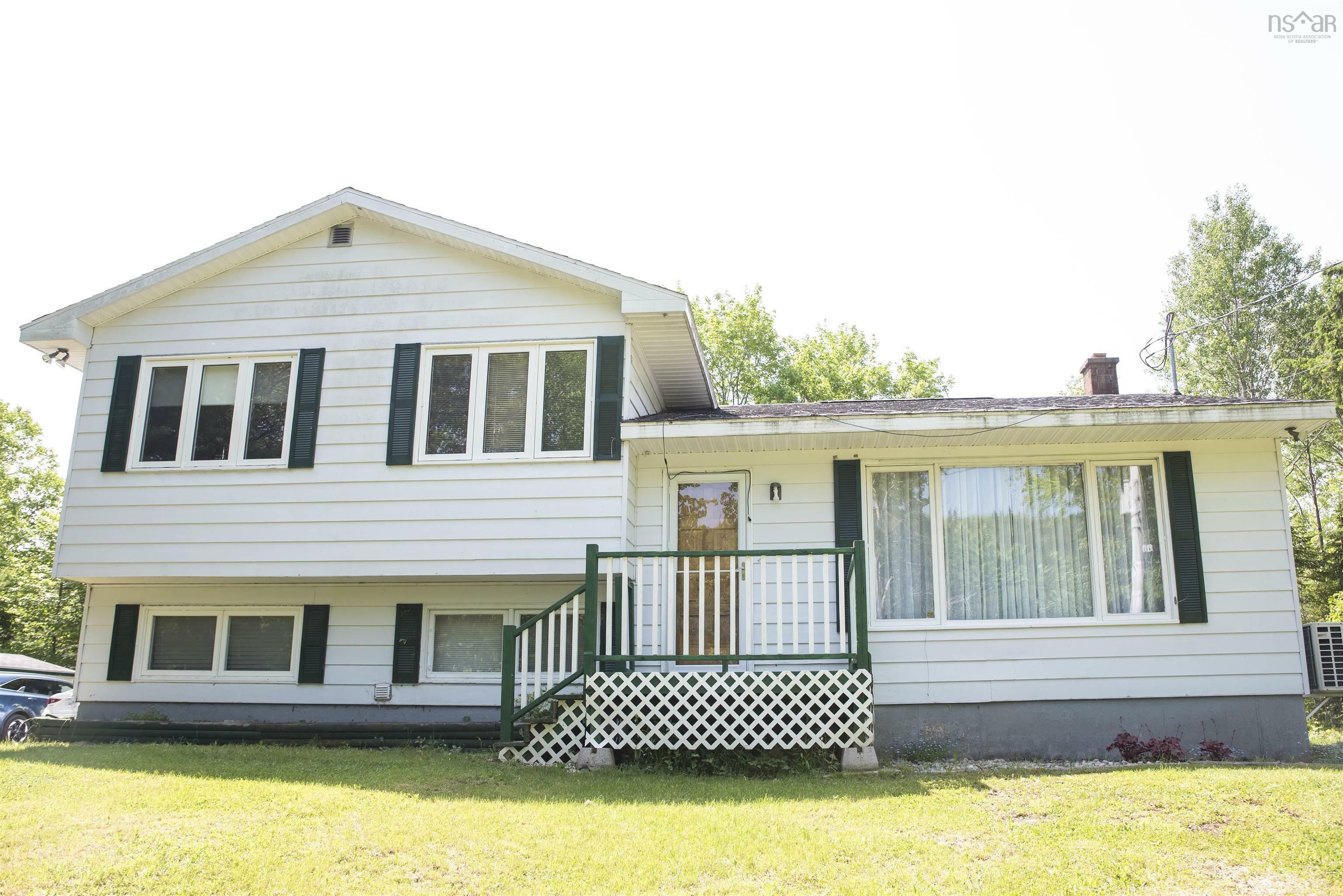 Property Photo: 1505 Coxheath Road NS B1L 1B3