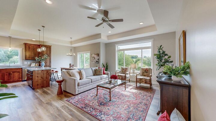 Property Photo:  509 Golfview Avenue  MN 55992