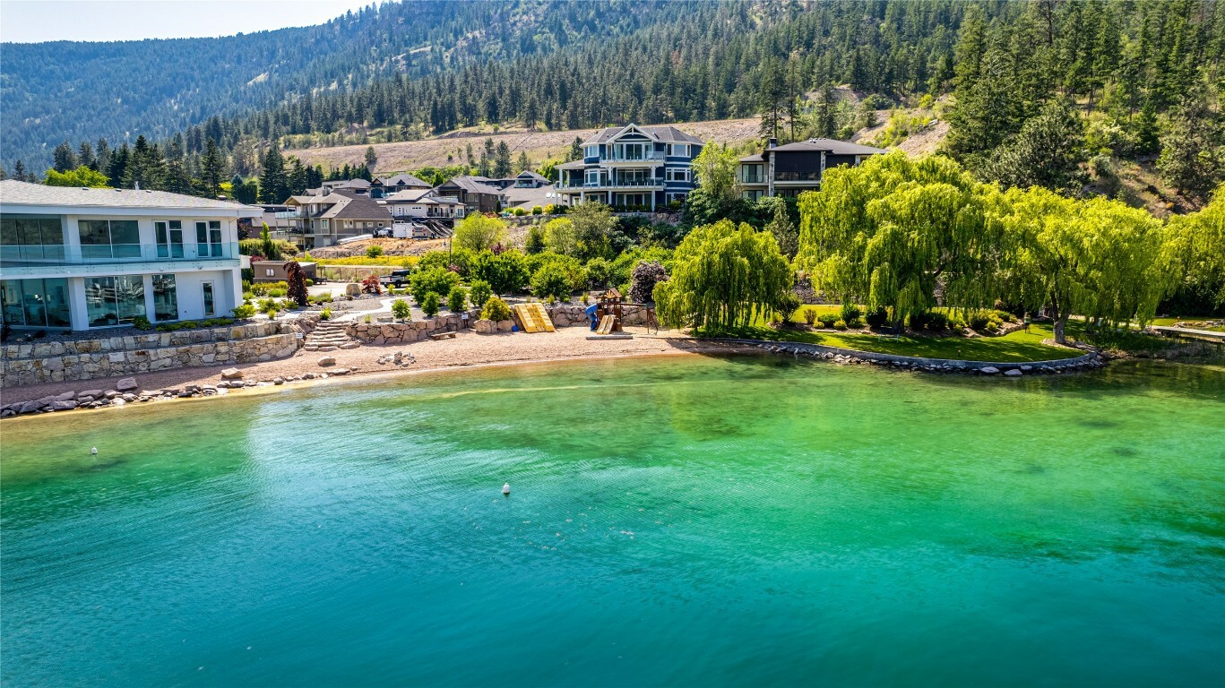 Property Photo: 18451 Crystal Waters Road 20 BC V4V 2G2