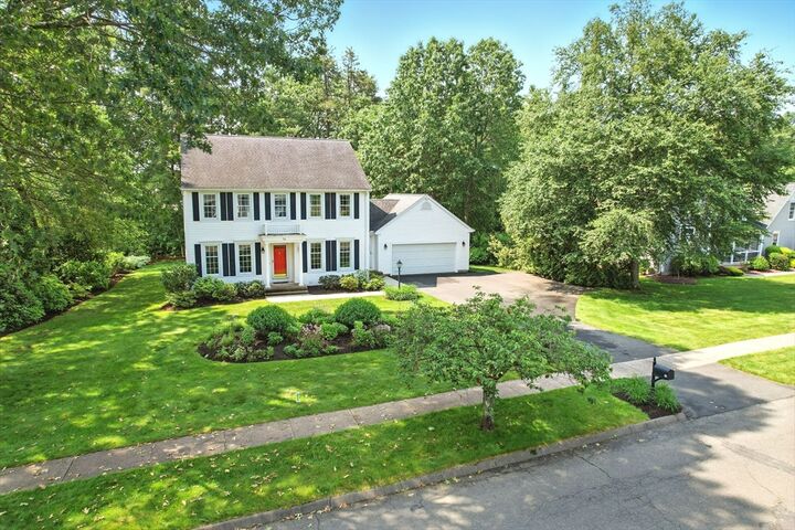 Property Photo: 76 Wildflower Cir MA 01085