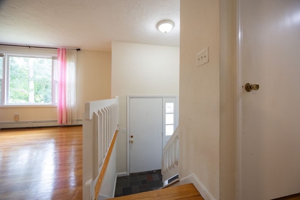 Property Photo: 286 Mountain St MA 02067