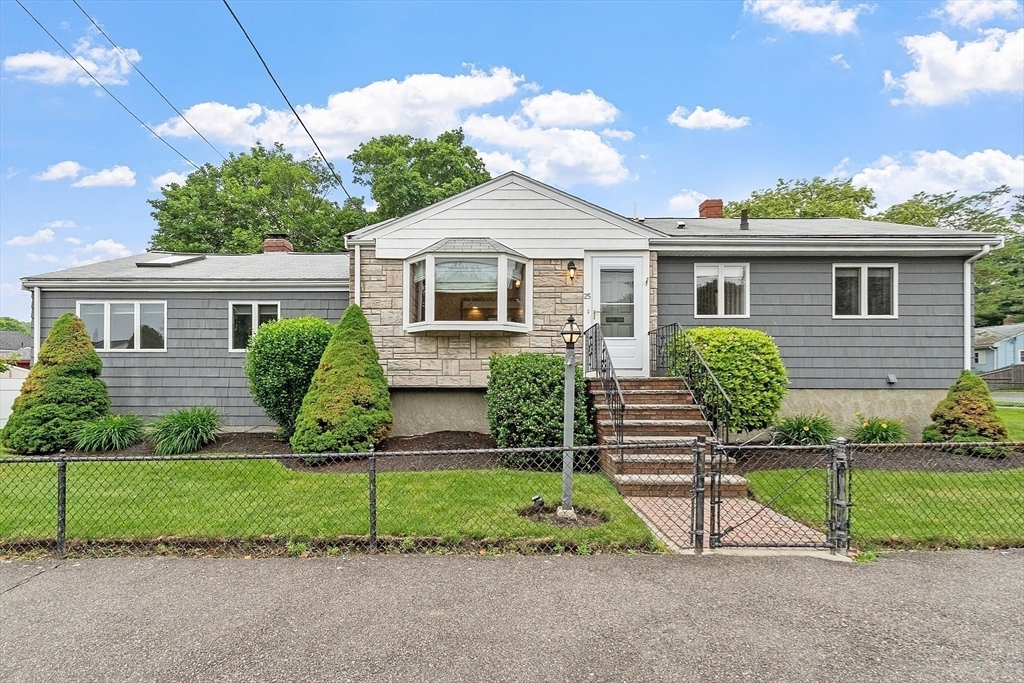 25 O'Callaghan Way  Lynn MA 01905 photo