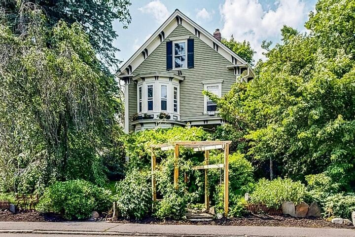 239 Arlington St  Acton MA 01720 photo