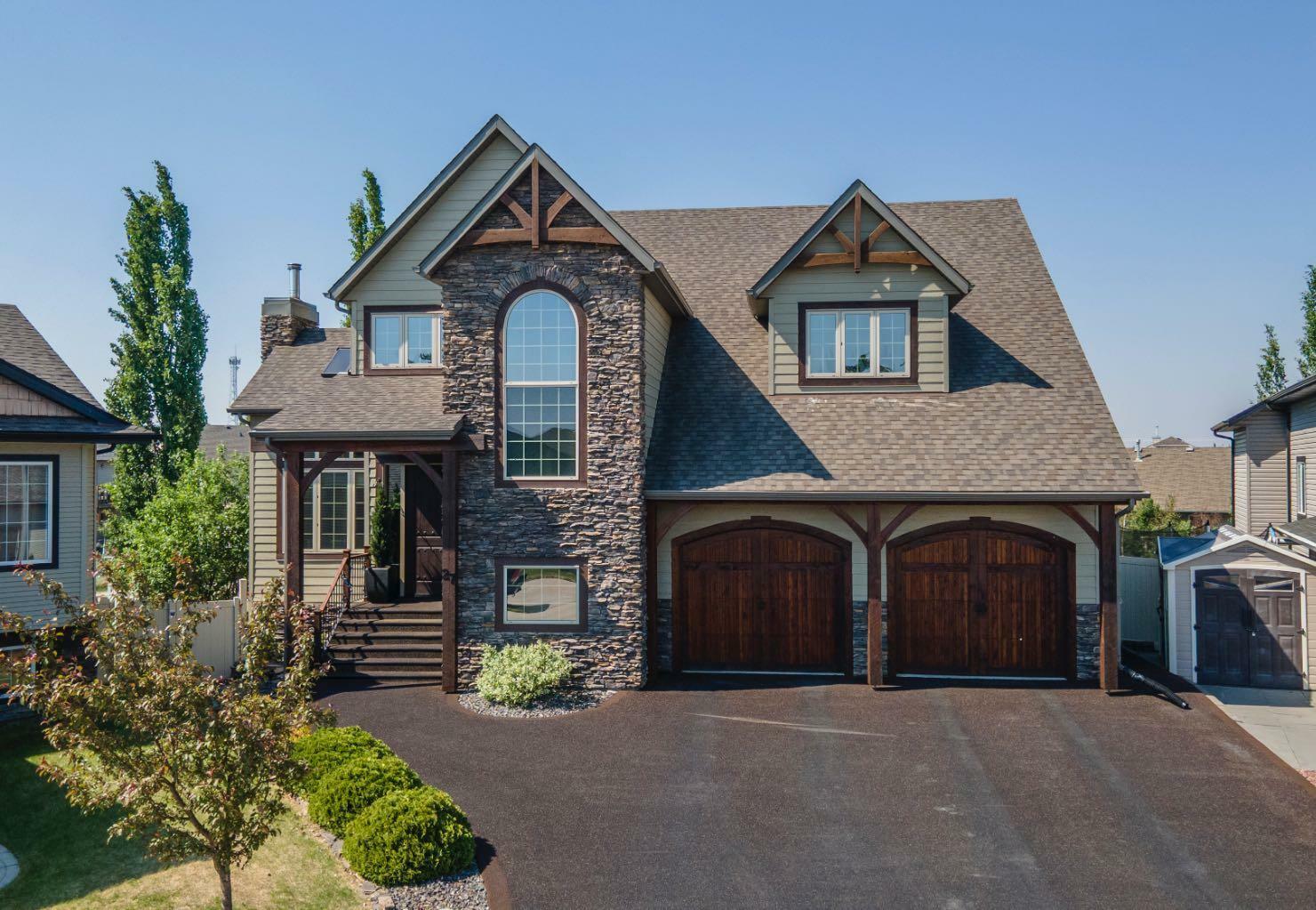 27 Vath Place  Red Deer AB T4R 0G2 photo