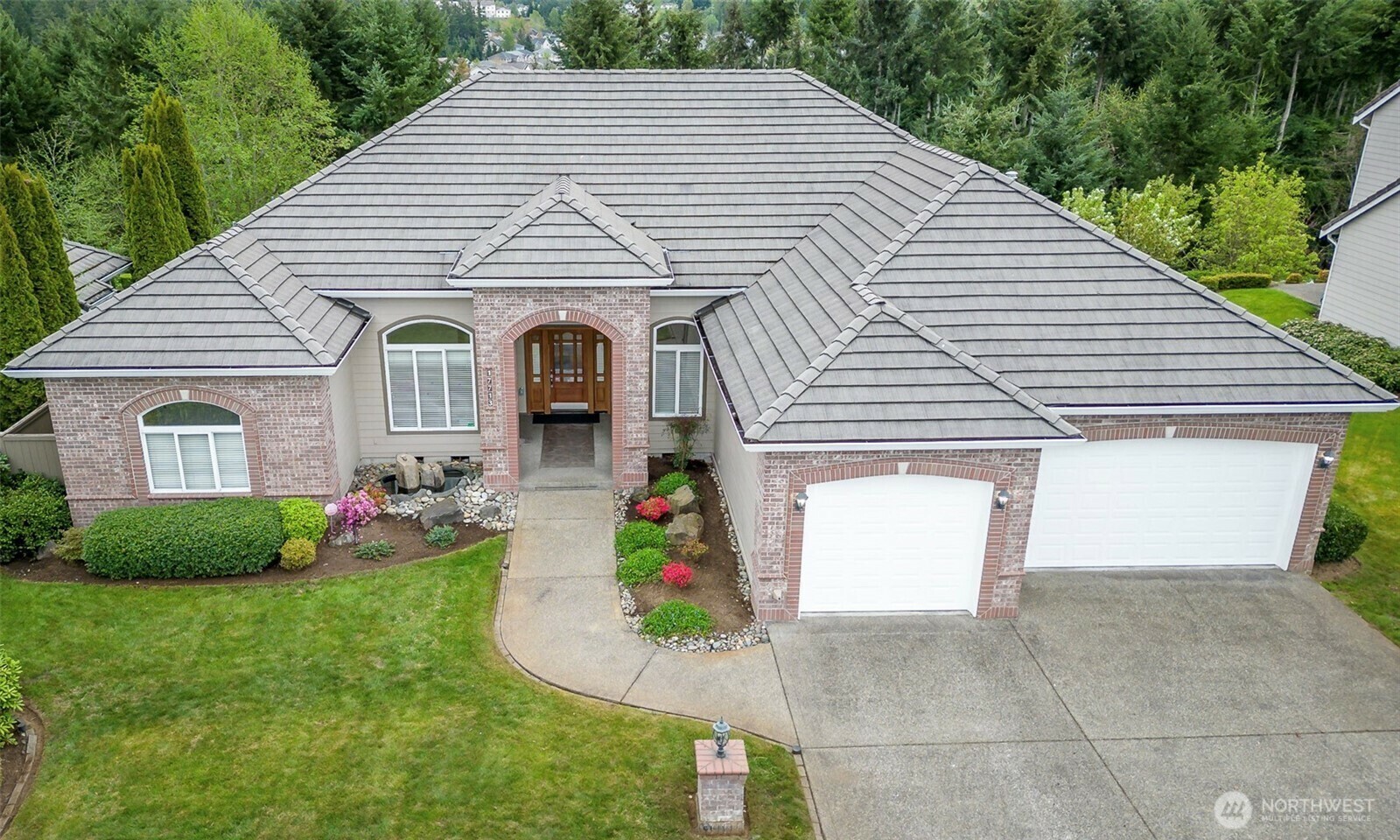 Property Photo:  17713  92nd Avenue E  WA 98375 