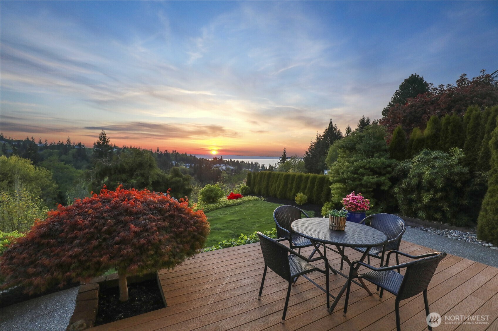 Property Photo: 4920 Seahurst Avenue WA 98203