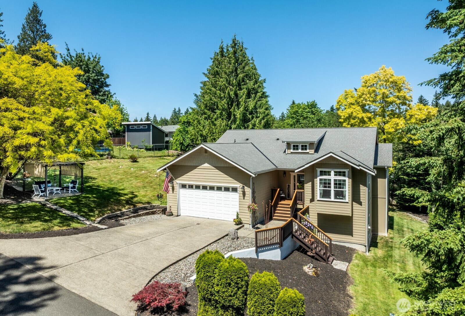 Property Photo: 226 Alnus Way WA 98310