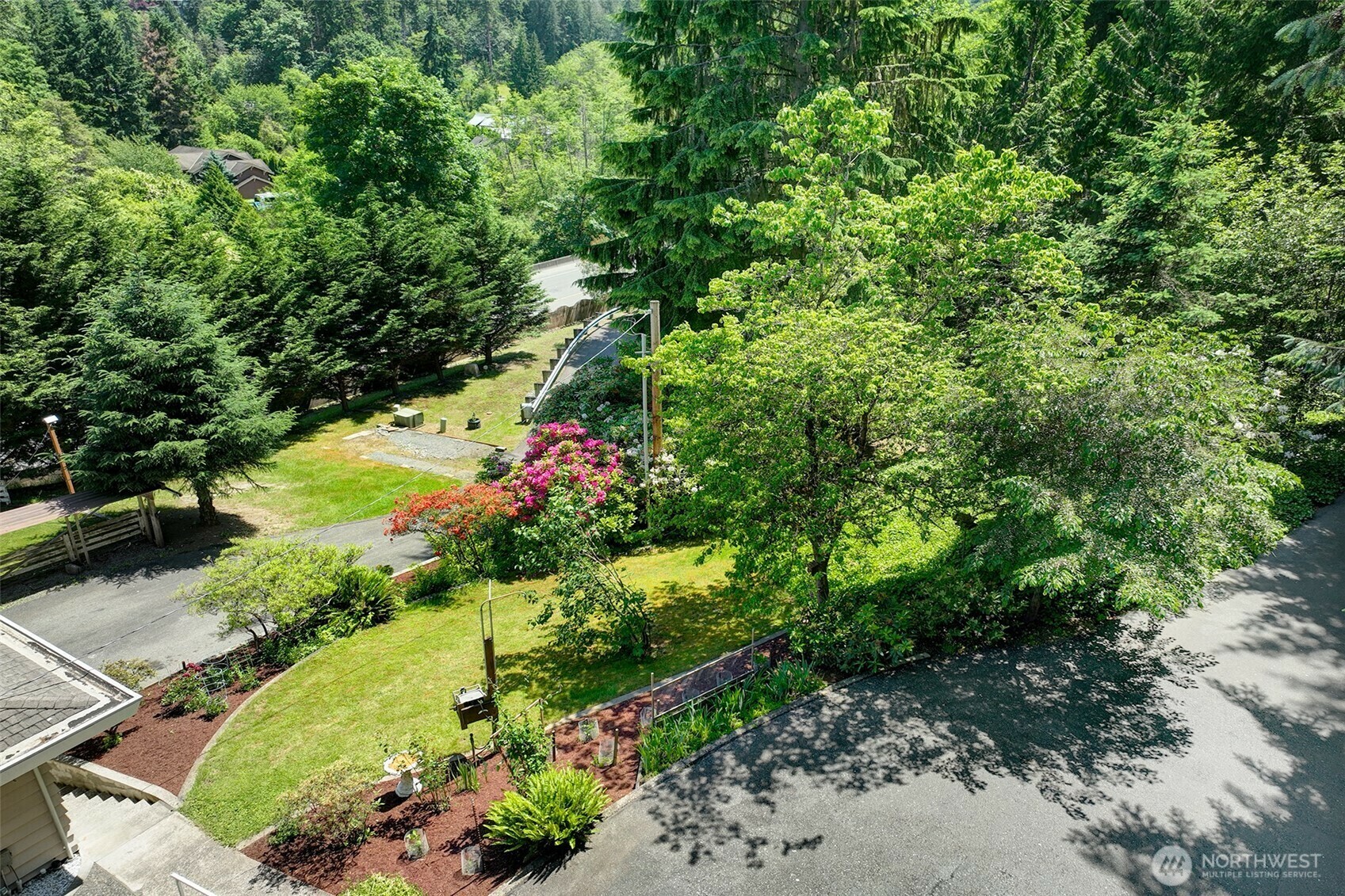 Property Photo: 7603 Renton-Issaquah Road SE WA 98027