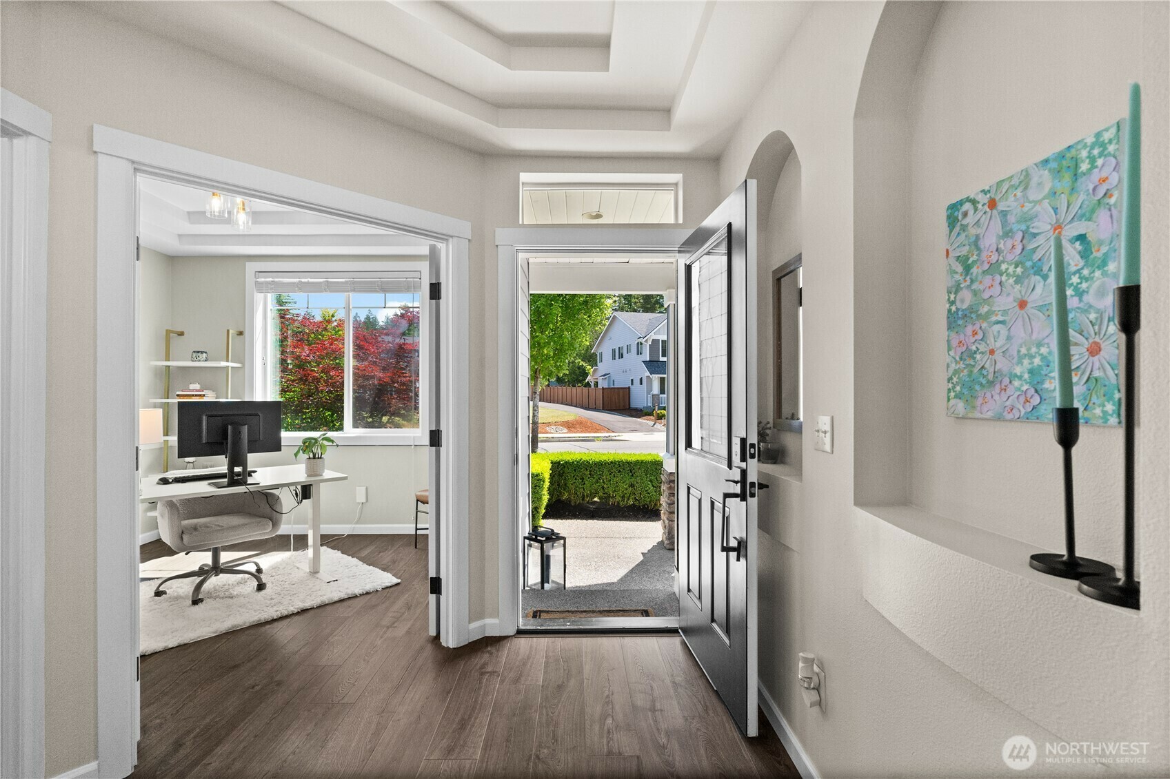 Property Photo: 1711 Eagles Nest Place SE WA 98045