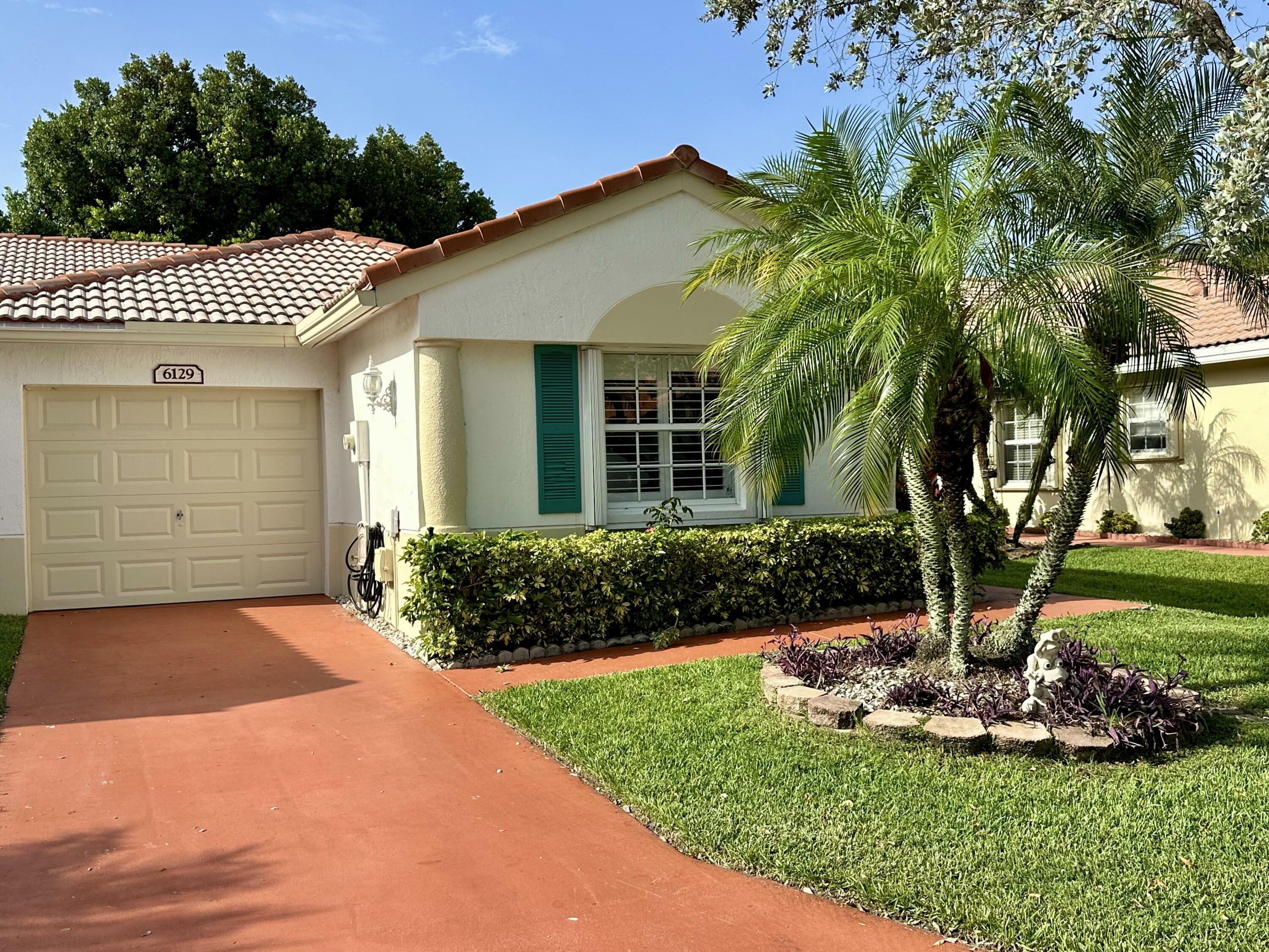 Property Photo: 6129 Heliconia Road FL 33484