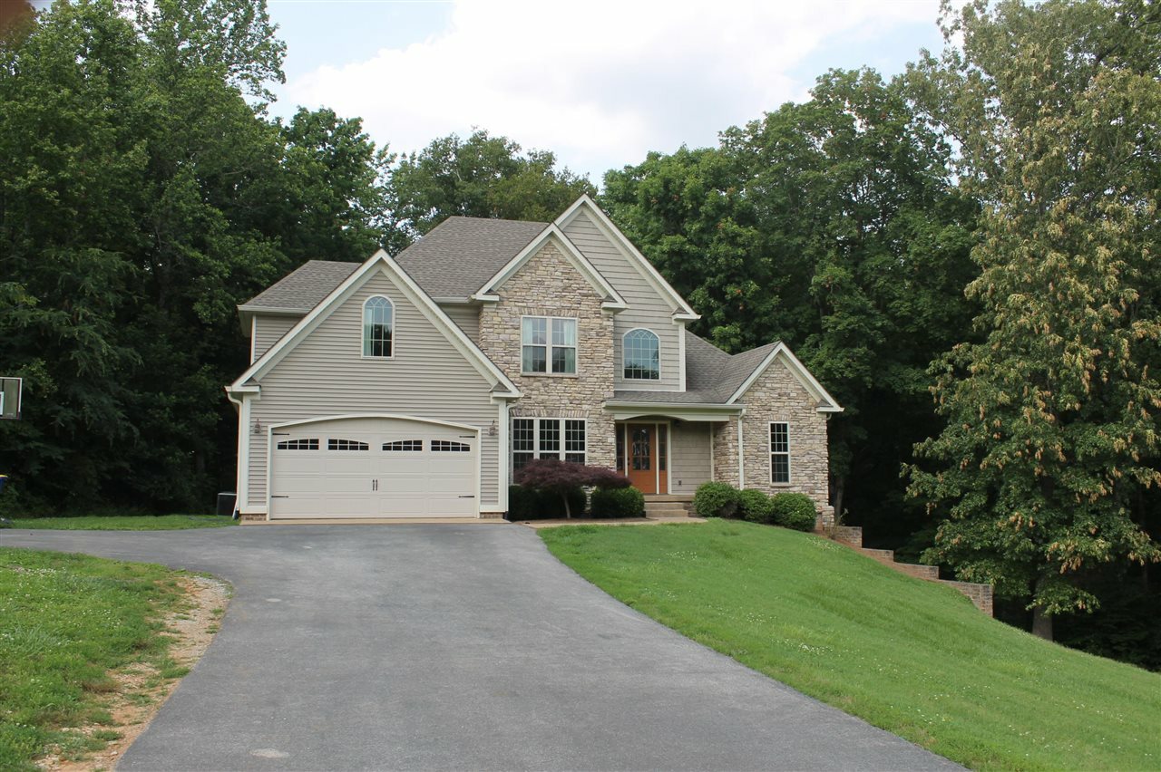 Property Photo: 140 Cross Creek Way KY 42122