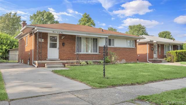 Property Photo: 1373 Fontaine Avenue MI 48071