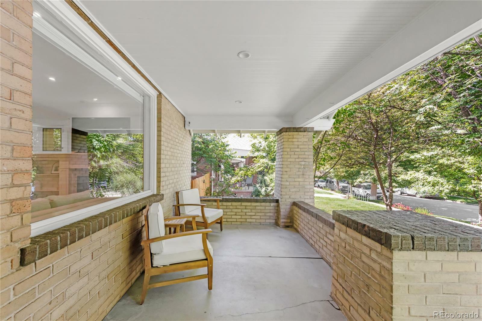 Property Photo: 650 Saint Paul Street CO 80206