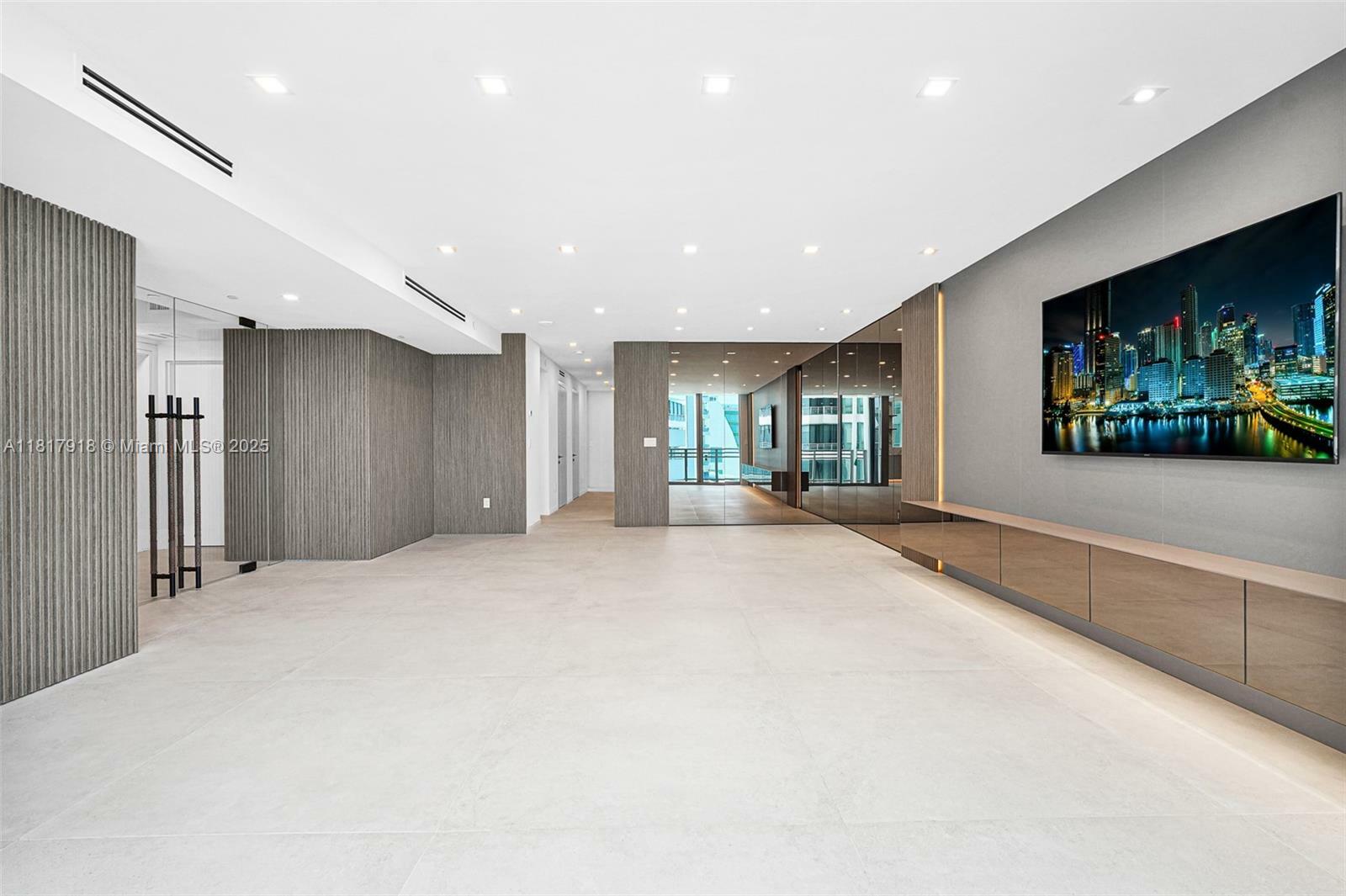 Property Photo: 3535 S Ocean Drive 1003 FL 33019
